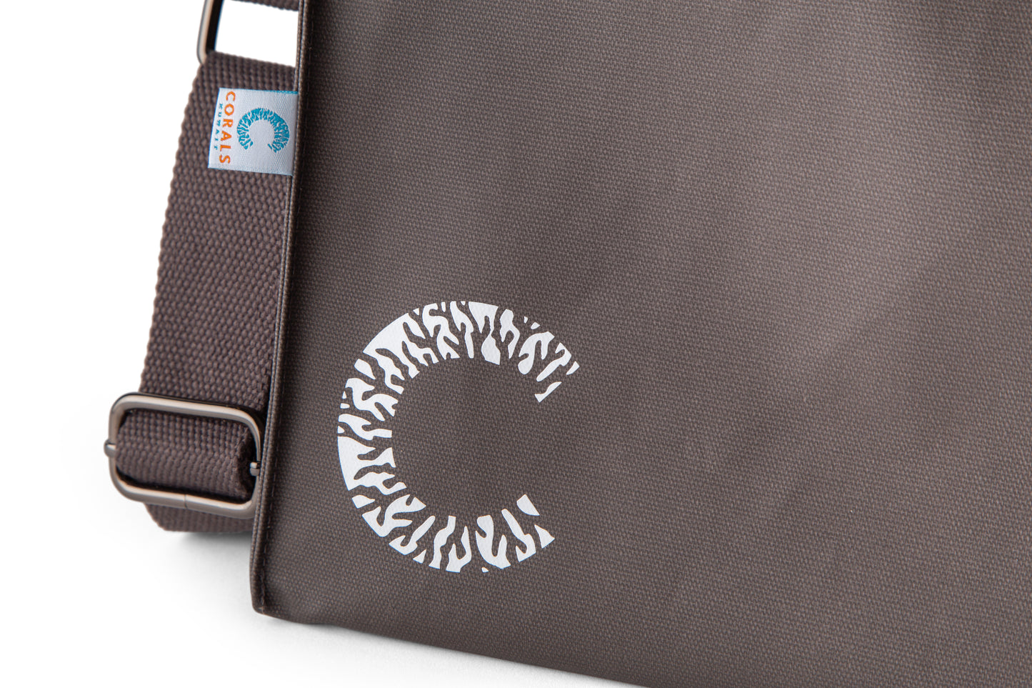 COOL BAG 2.0 - DOLPHIN GREY LIFESTYLE SIZE