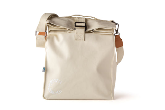 COOL BAG 2.0 - BUTTER CREAM LIFESTYLE SIZE